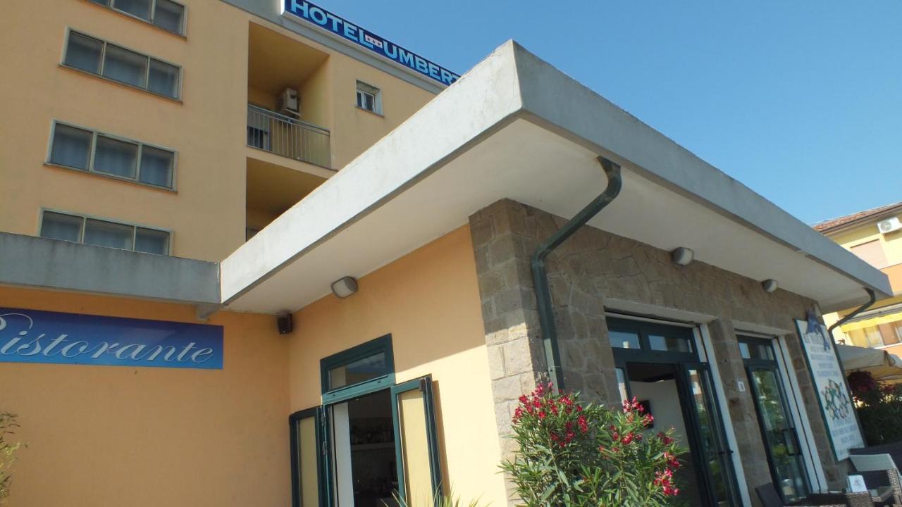 Hotel Umberto Rosolina Mare Extérieur photo